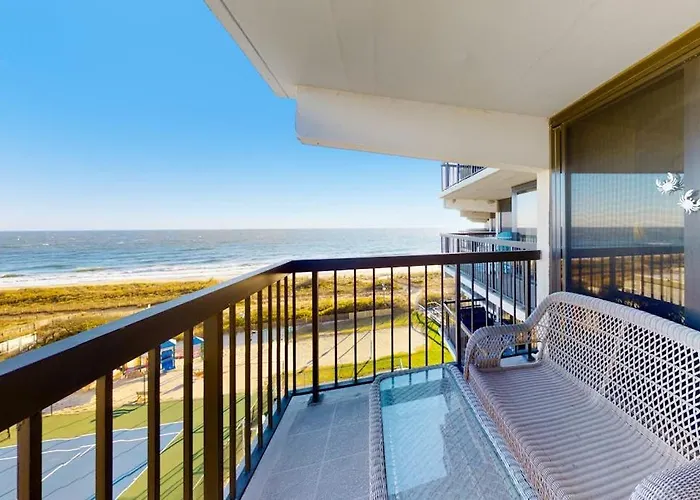 Ocean-view With Balcony Pools Tennis Gym & Saunas Holiday home