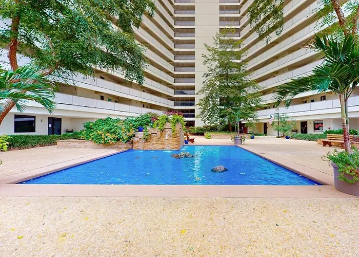 Ocean-view With Balcony Pools Tennis Gym & Saunas Holiday home *